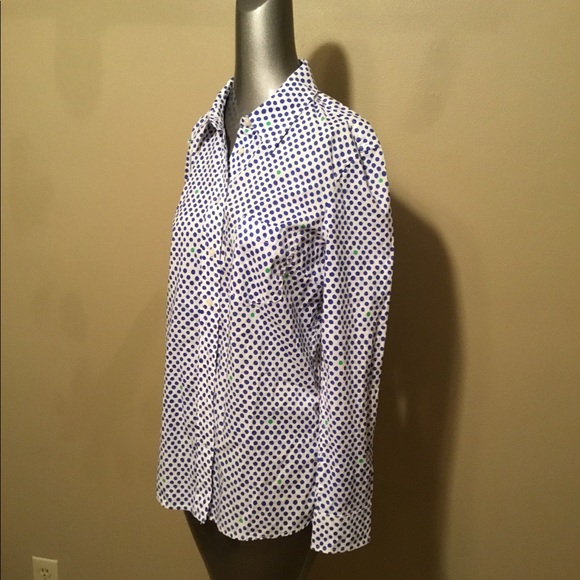 Gap white/blue dots fitted boyfriend button shirt - Picture 2 of 6